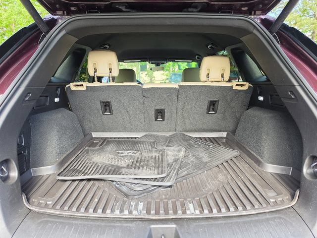 Used 2018 Cadillac XT5 AWD image 17