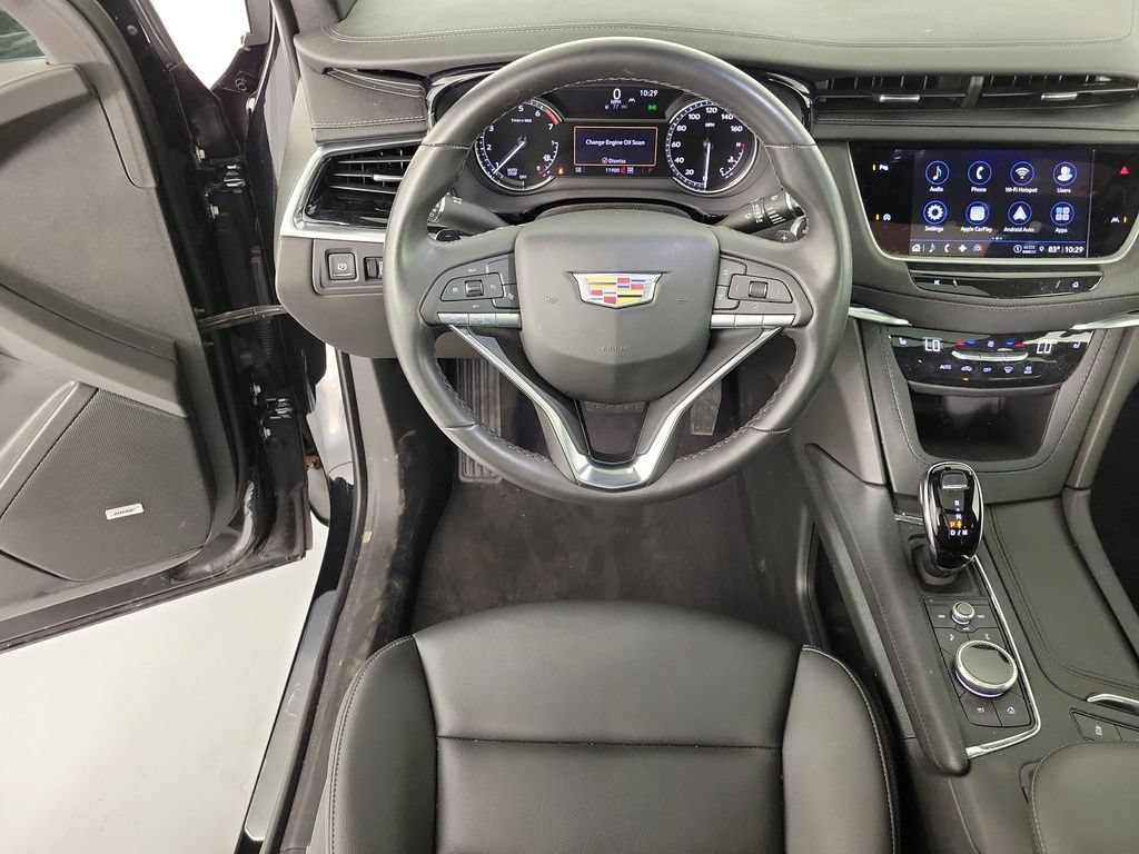 Certified 2024 Cadillac XT6 Luxury AWD/4WD image 18