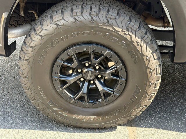 Used 2023 Ford F150 Raptor w/ Equipment Group 802A Raptor R AWD/4WD image 19