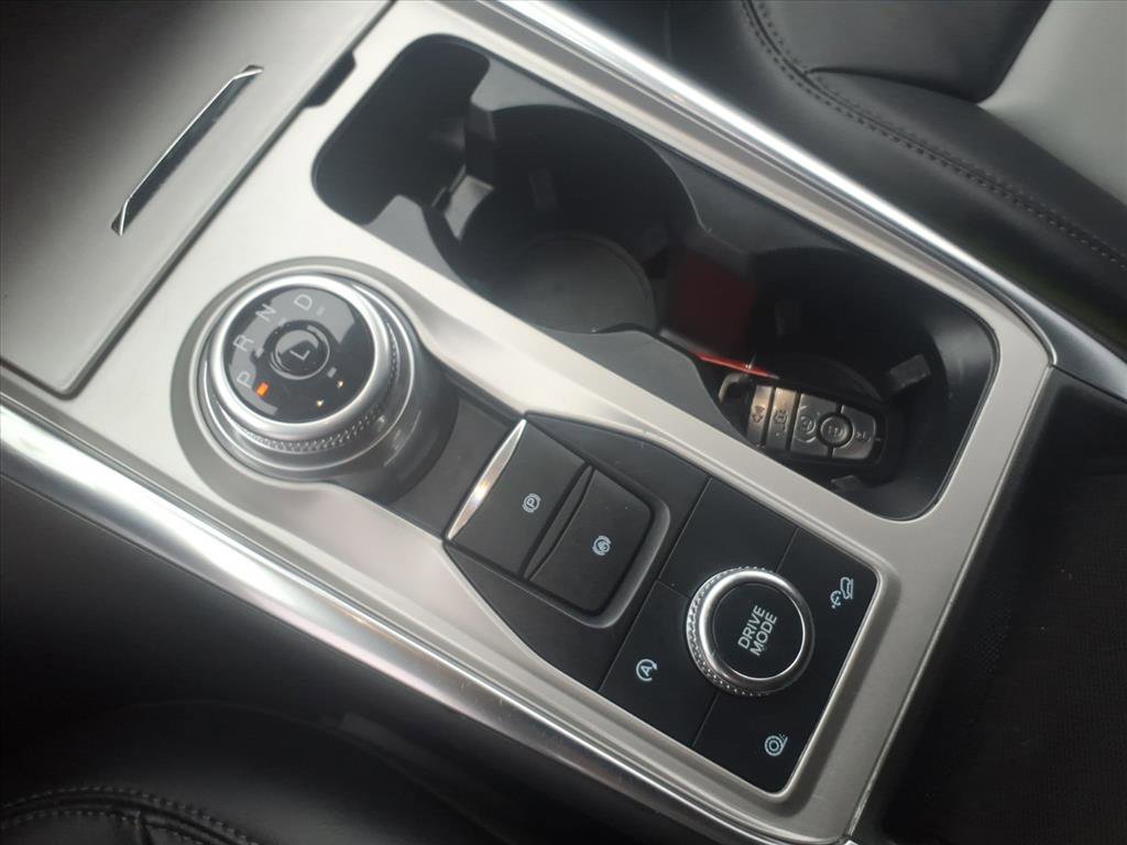 Certified 2023 Ford Explorer XLT w/ Equipment Group 202A image 20