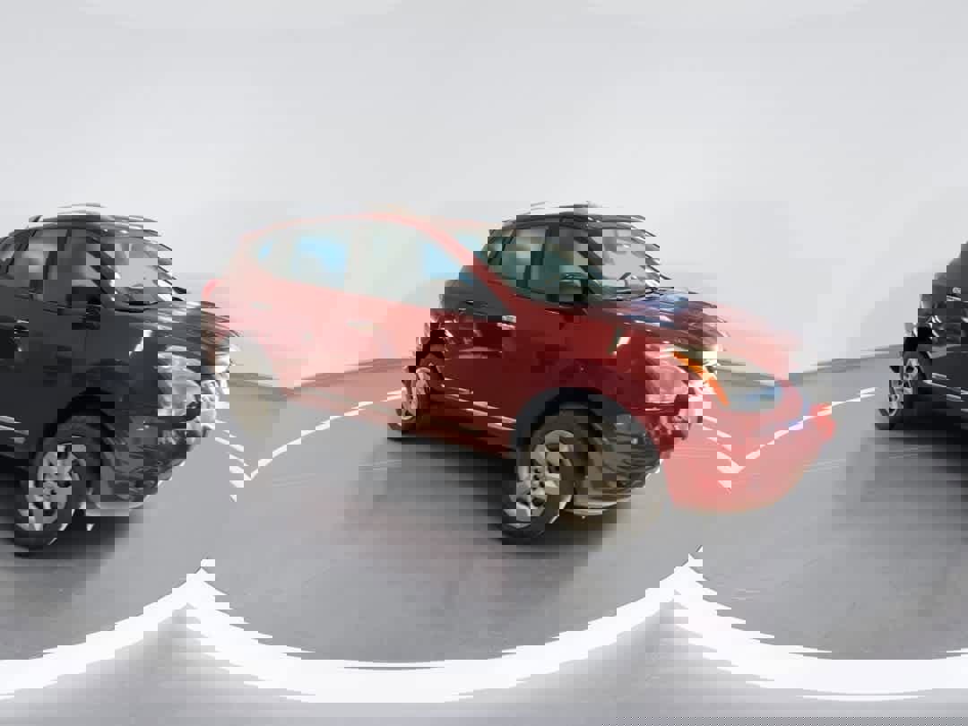 Used 2015 Nissan Rogue S w/ Convenience Package image 2