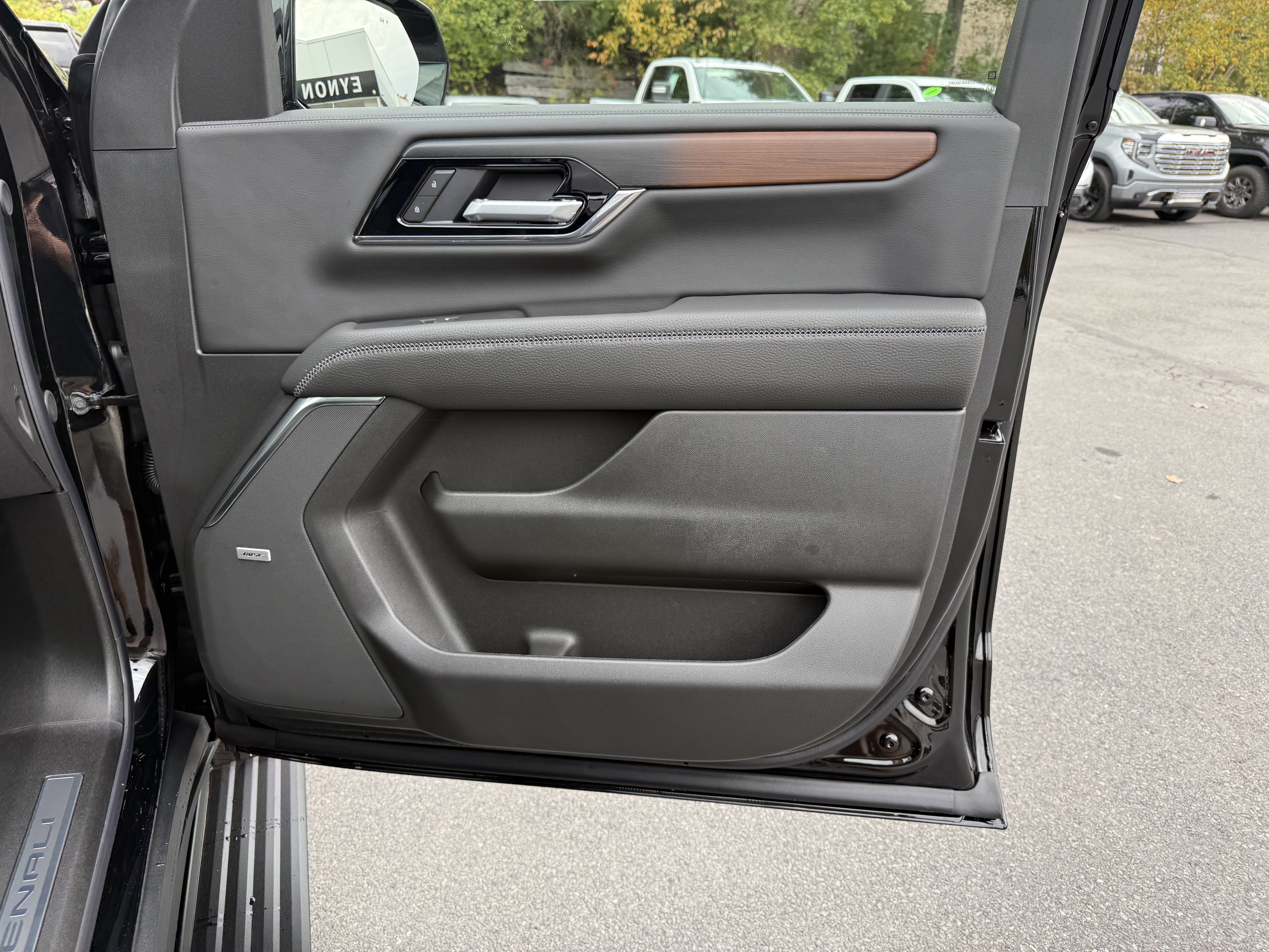 New 2027 GMC Yukon XL Denali AWD/4WD image 26
