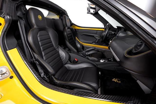 Used 2016 Alfa Romeo 4C Spider w/ Spider Track Package 4 RWD image 42