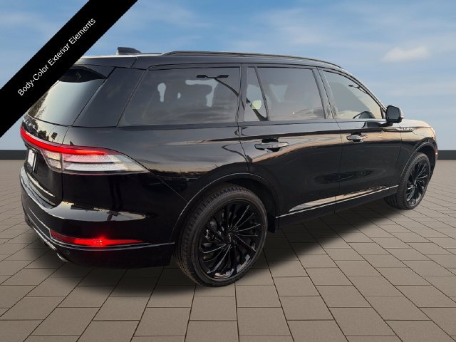 Certified 2025 Lincoln Aviator Reserve w/ Jet Appearance Package AWD/4WD image 7