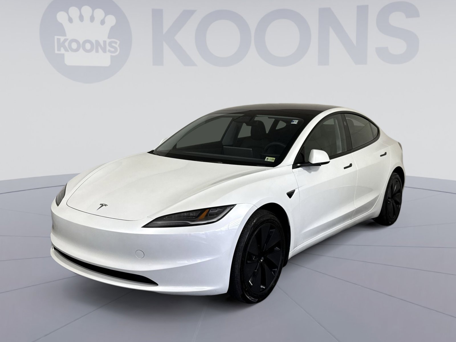 Used 2024 Tesla Model 3 Standard Range RWD image 1