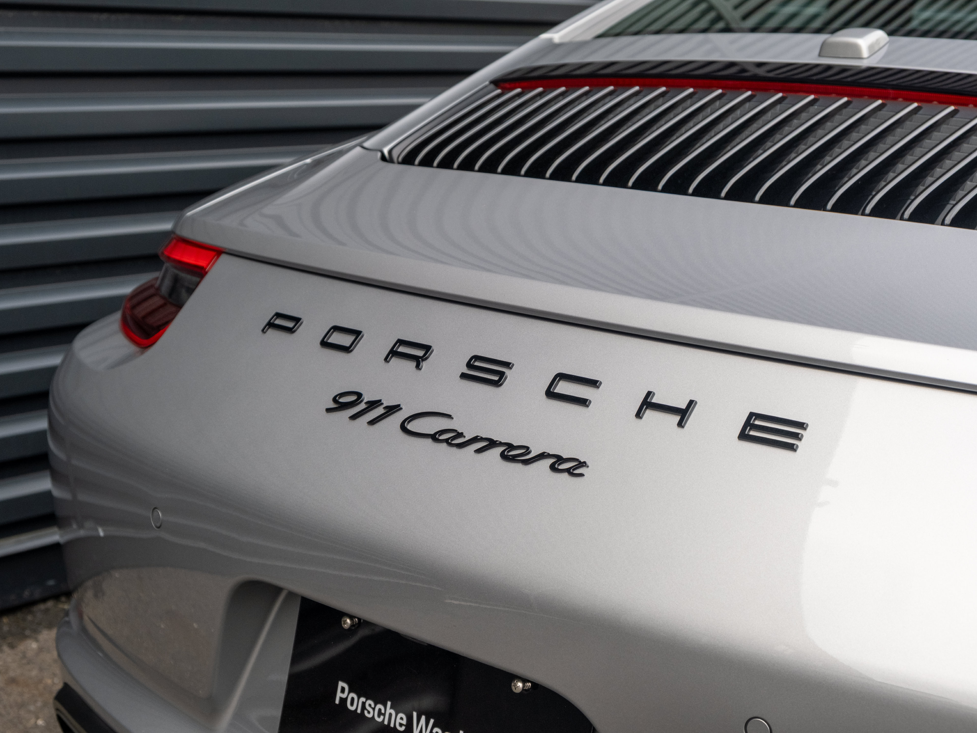 Certified 2019 Porsche 911 Carrera RWD image 18