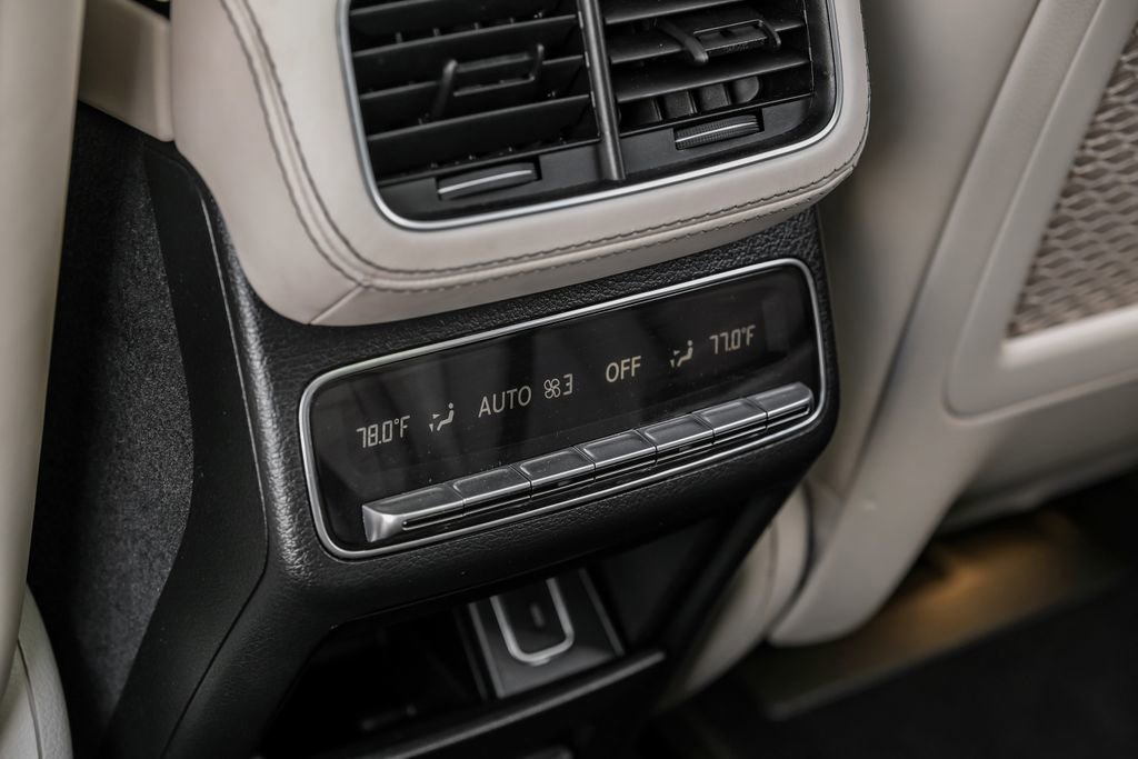 Used 2021 Mercedes-Benz GLS 63 AMG 4MATIC image 40