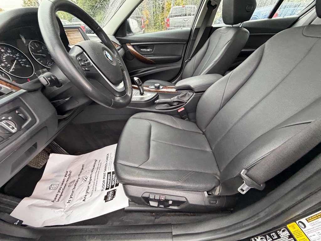 Used 2014 BMW 328d xDrive Sedan AWD/4WD image 11