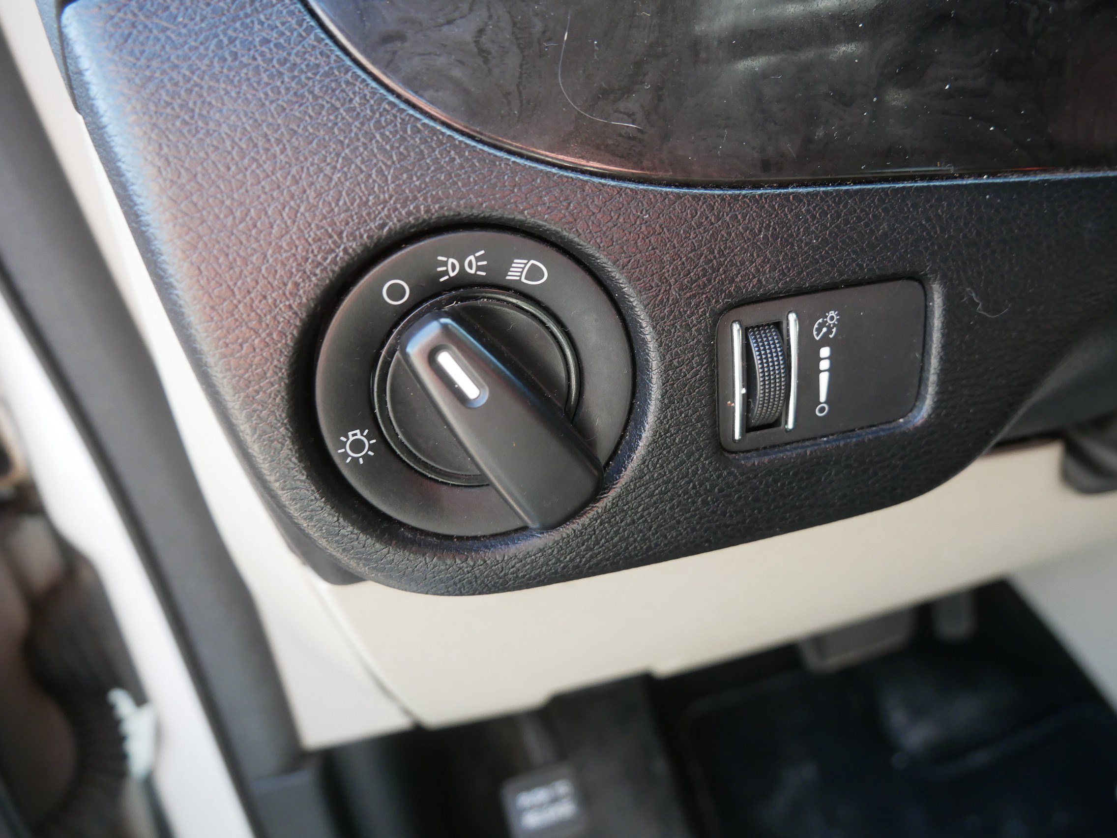 Used 2017 Dodge Grand Caravan SE w/ Power Window Group FWD image 22