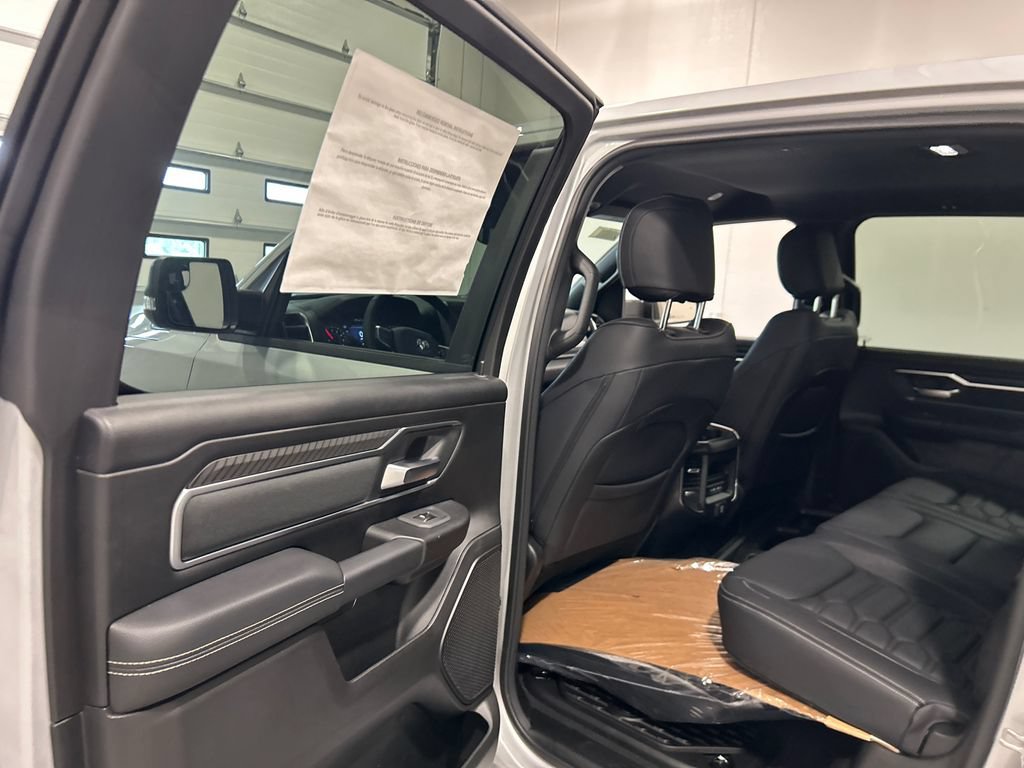 New 2026 RAM 1500 Big Horn AWD/4WD image 31