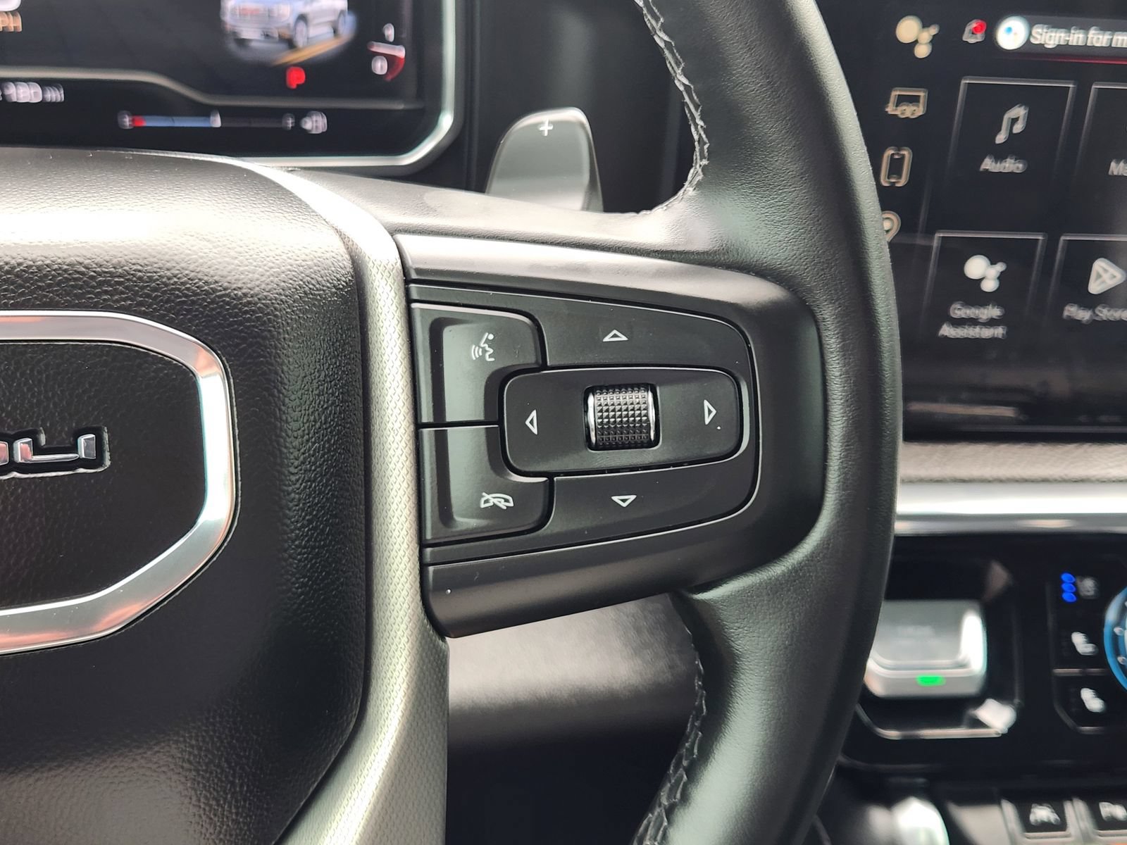 Used 2024 GMC Sierra 1500 Denali RWD image 32