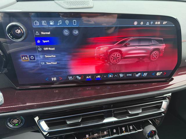 New 2026 Chevrolet Traverse RS image 28