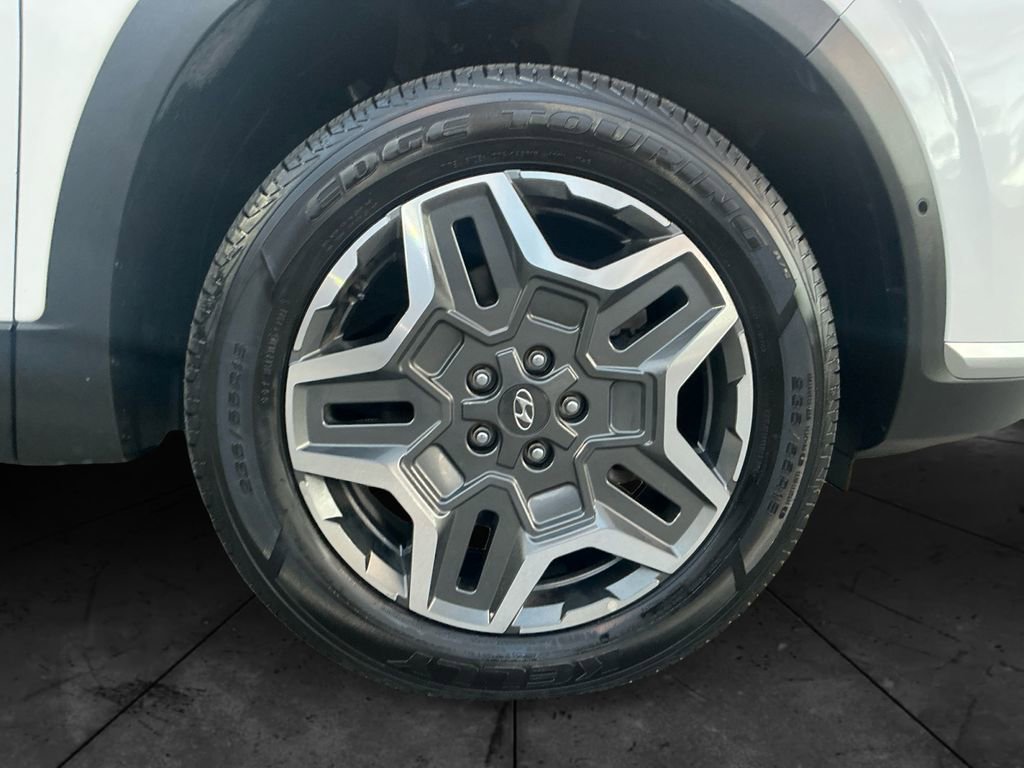 Used 2023 Hyundai Santa Fe Limited image 14