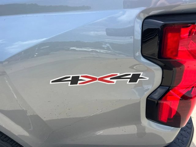 New 2026 Chevrolet Colorado W/T w/ WT Custom Package AWD/4WD image 4