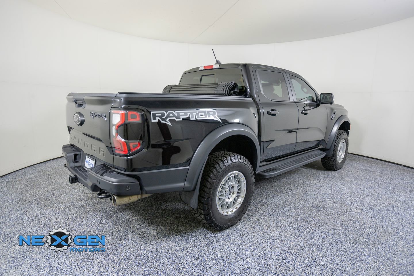 Used 2024 Ford Ranger Raptor AWD/4WD image 7