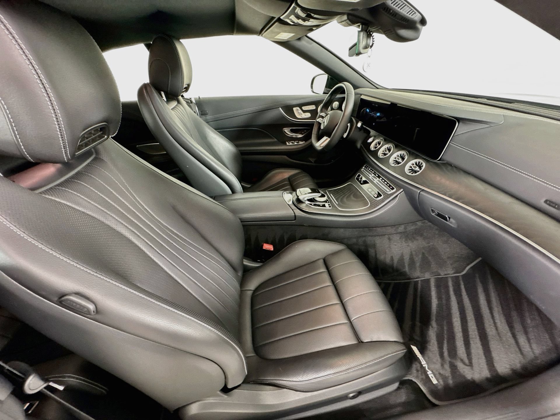 Used 2023 Mercedes-Benz E 450 Cabriolet image 29