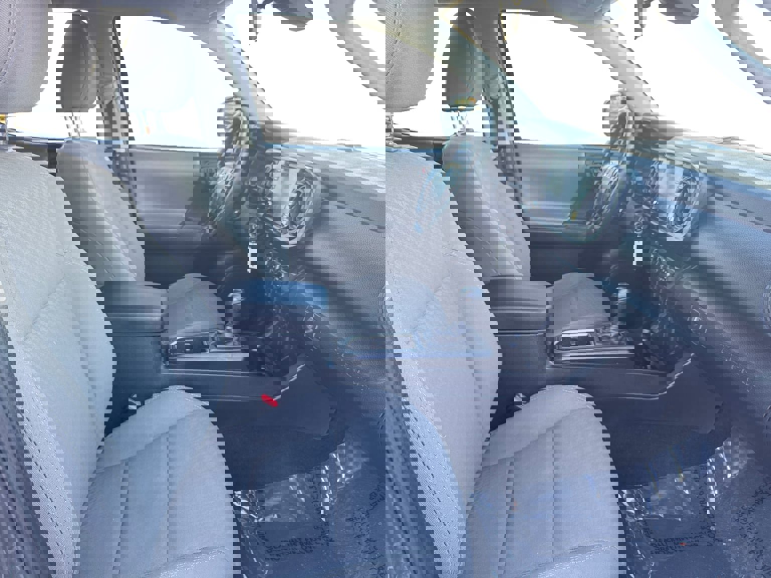 Used 2020 Toyota Tacoma SR w/ SR Convenience Package image 16