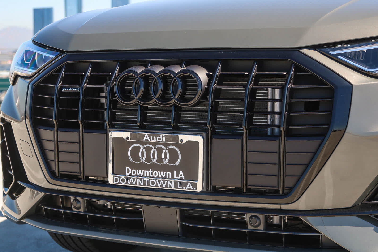 Used 2025 Audi Q3 2.0T Premium w/ Convenience Package AWD/4WD image 6