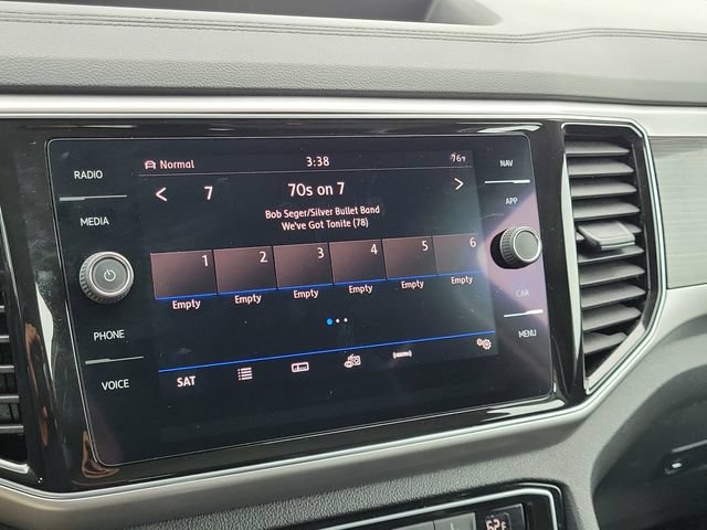 Used 2019 Volkswagen Atlas SEL R-Line AWD/4WD image 25