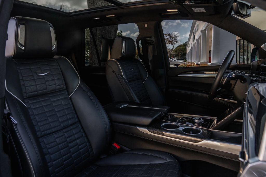 Used 2025 Cadillac Escalade V w/ LPO, Floor Liner Package AWD/4WD image 28