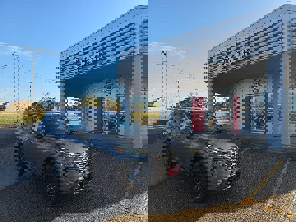 New 2026 Nissan Rogue SV w/ Cold Weather Package