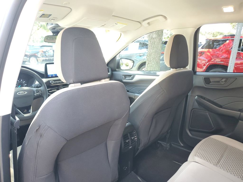 Used 2022 Ford Escape SE w/ Convenience Package FWD image 15