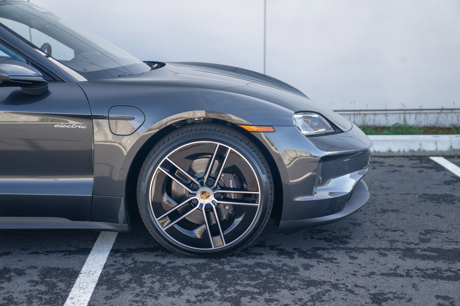 New 2026 Porsche Taycan AWD/4WD image 9