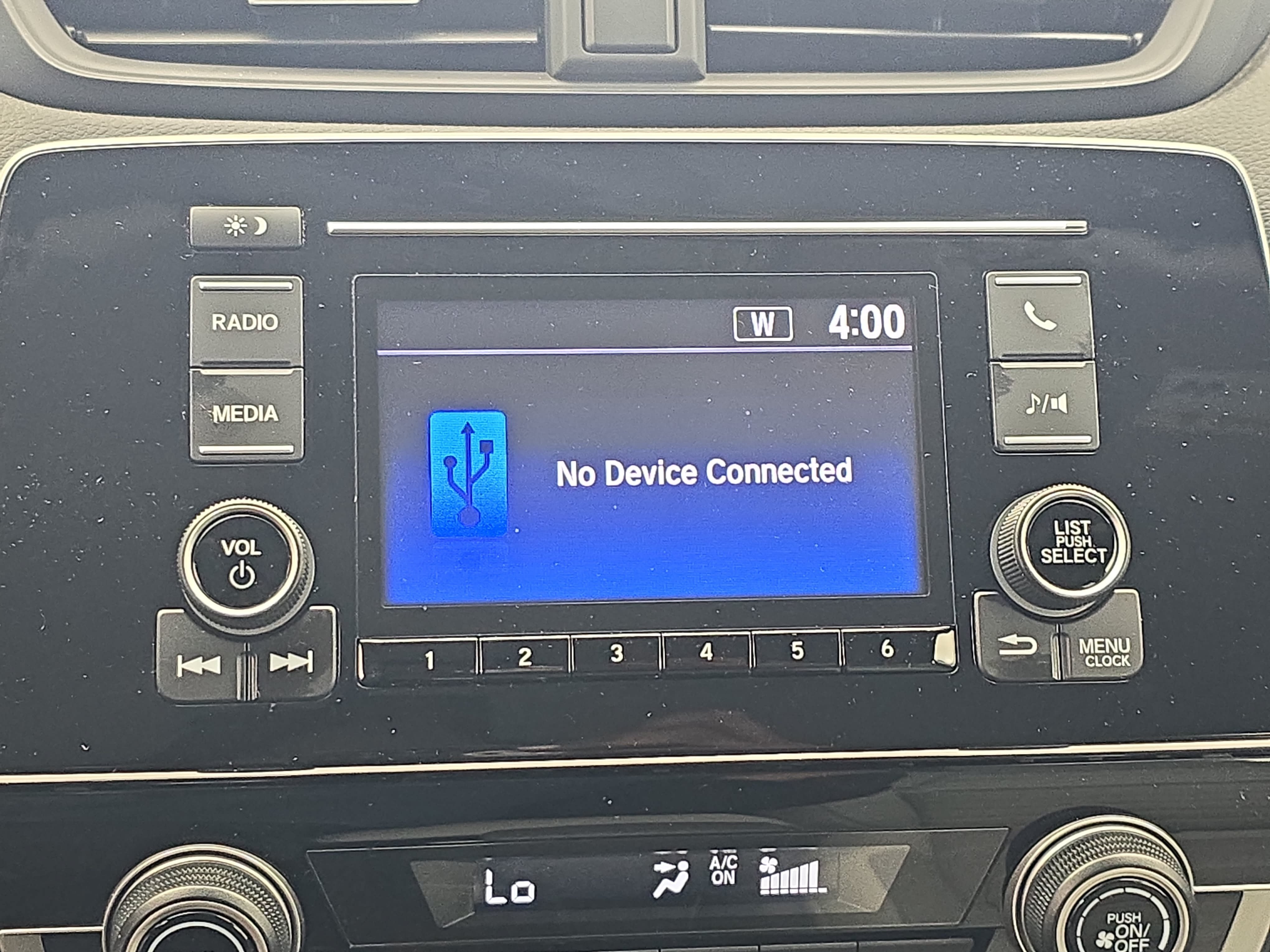 Used 2020 Honda CR-V LX image 21