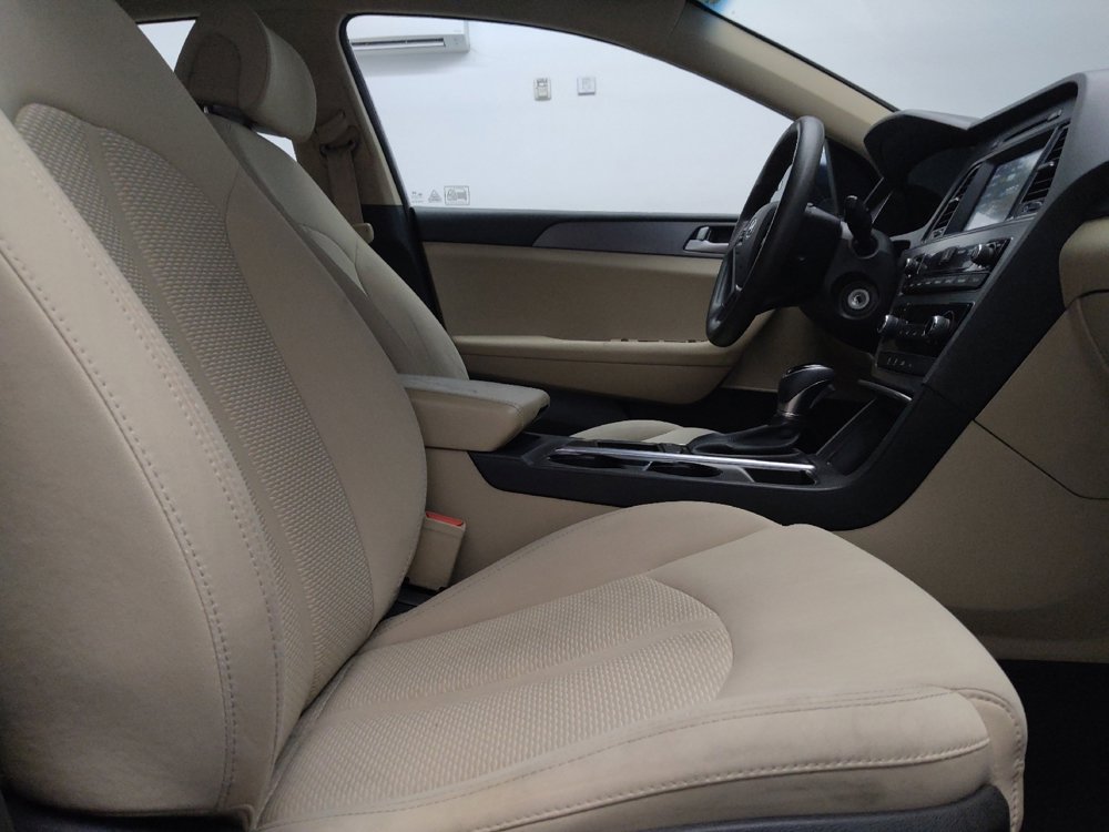 Used 2016 Hyundai Sonata SE FWD image 21