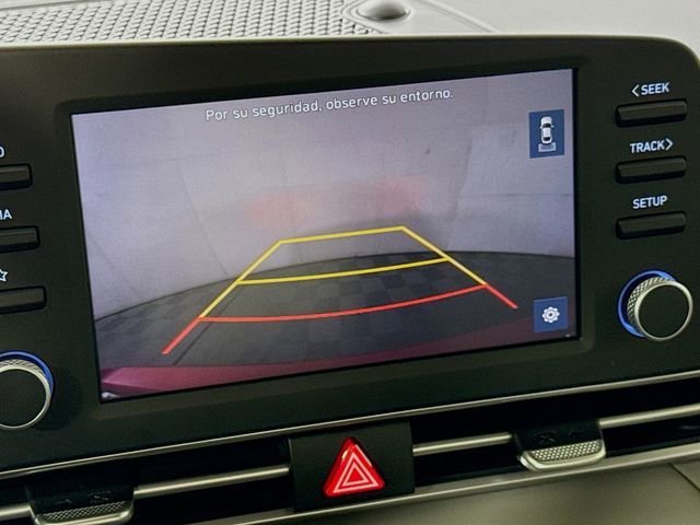 Used 2023 Hyundai Elantra SEL w/ Preferred Accessory Package image 14