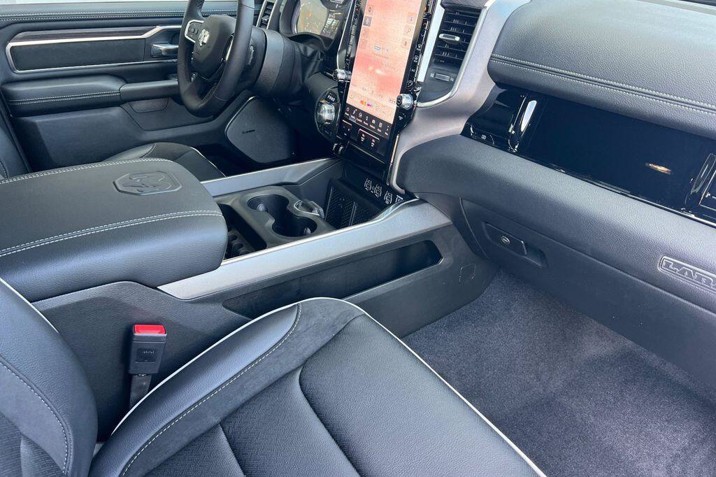 New 2026 RAM 1500 Laramie w/ Night Edition AWD/4WD image 15