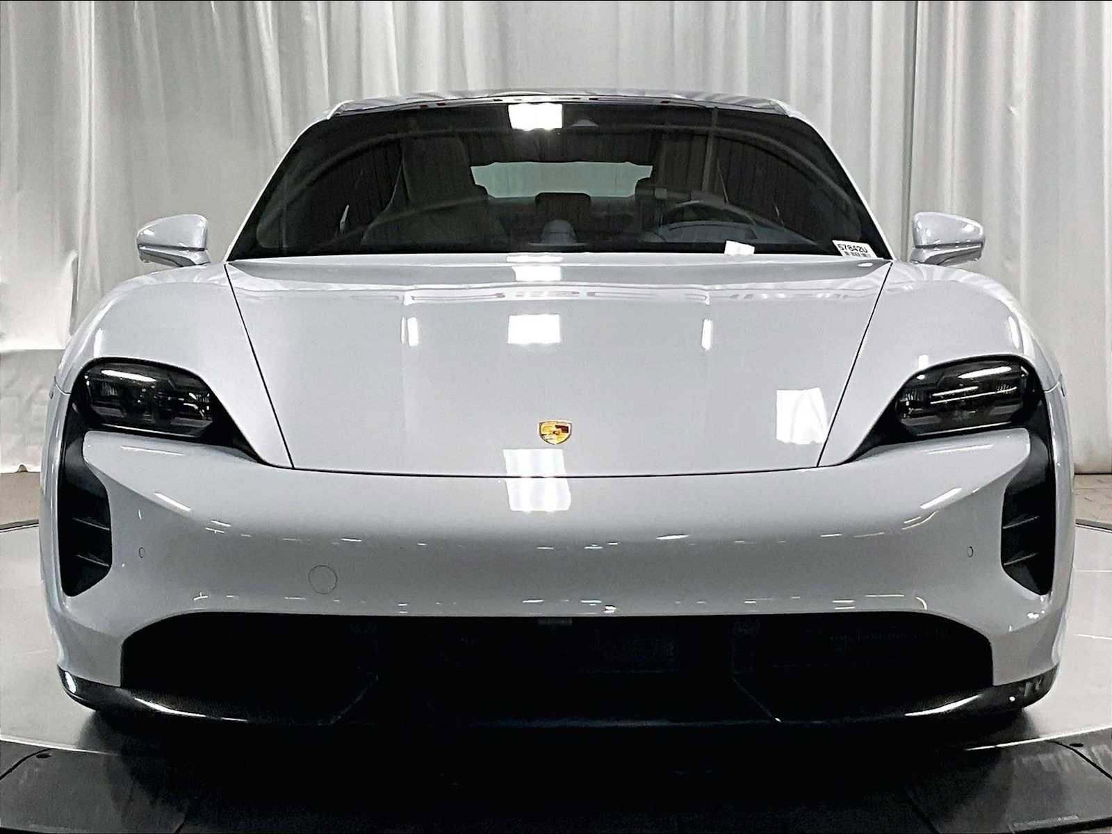 Used 2022 Porsche Taycan Turbo S image 13