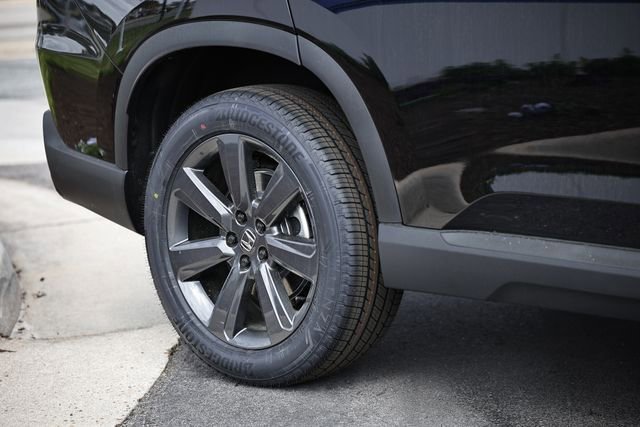 New 2026 Honda Pilot Sport image 15