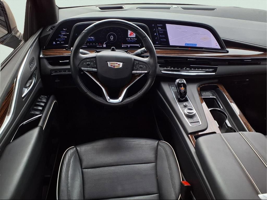 Used 2023 Cadillac Escalade Premium Luxury image 8