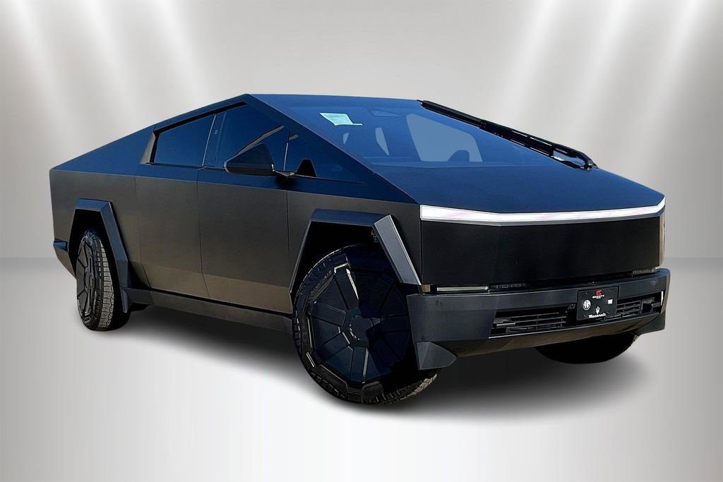 Used 2024 Tesla Cybertruck AWD Crew Cab image 3