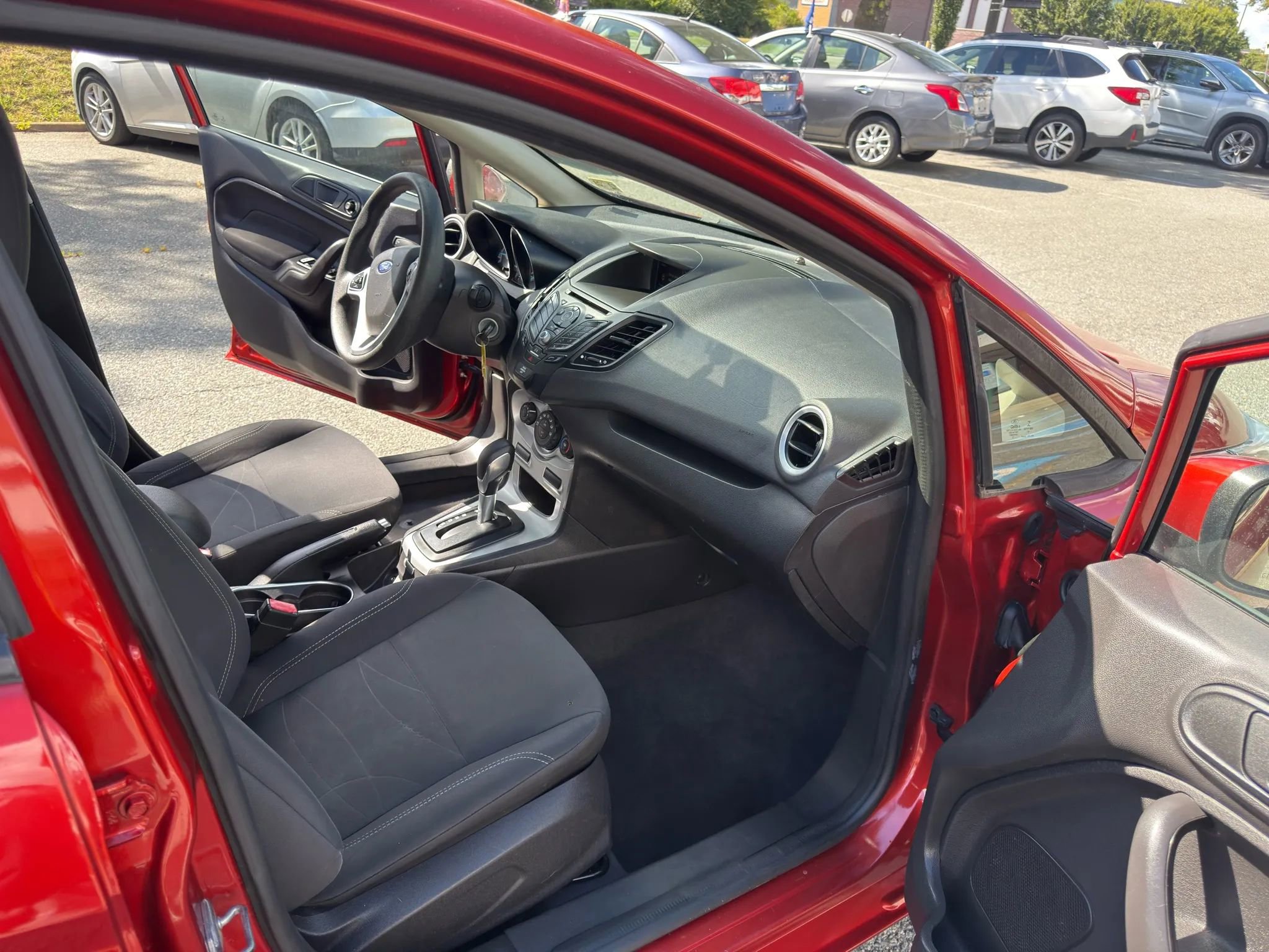 Used 2019 Ford Fiesta SE image 12