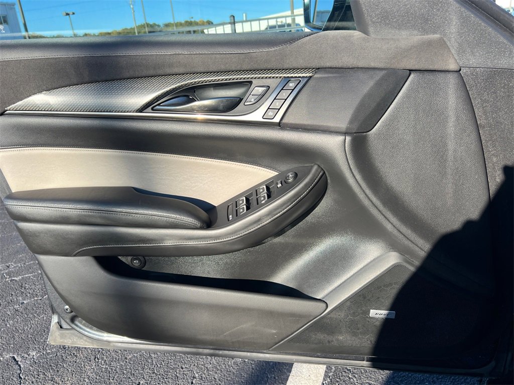 Used 2016 Cadillac CTS V w/ Luxury Package image 10