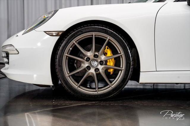 Used 2013 Porsche 911 Carrera RWD image 11