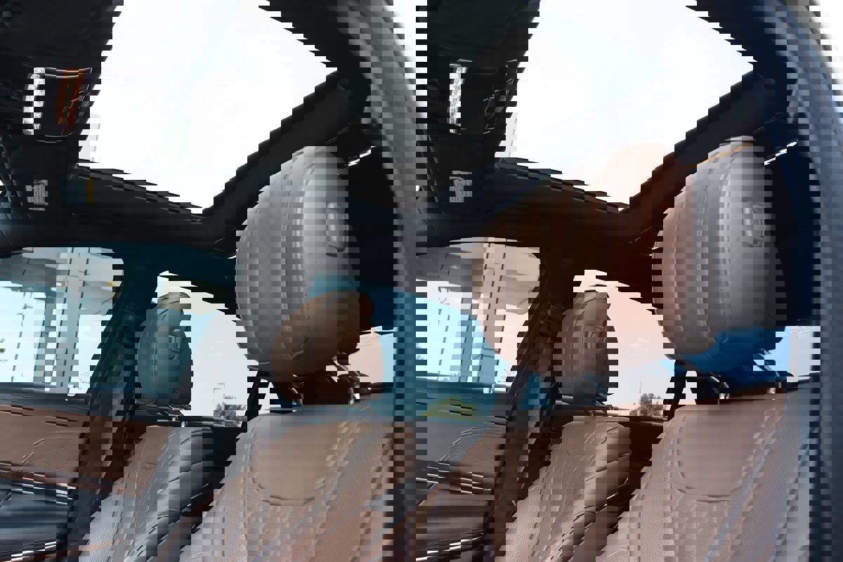 Used 2018 Mercedes-Benz S 560 4MATIC Sedan image 31