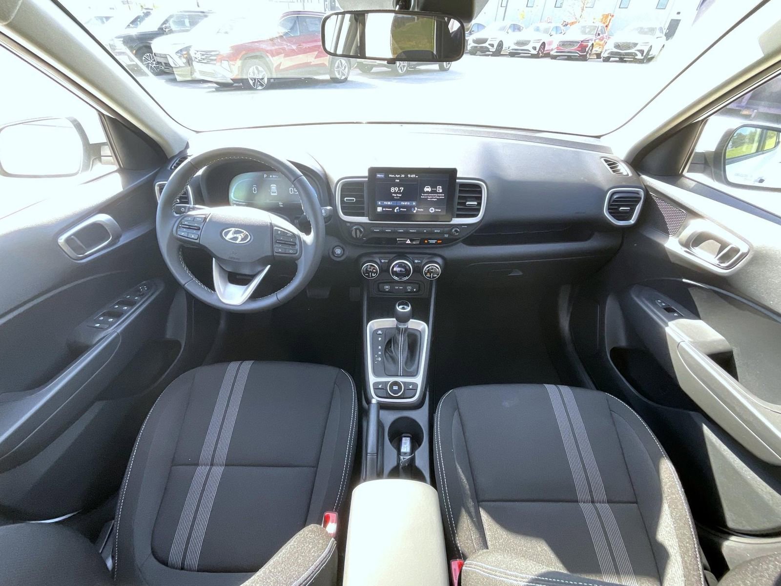 New 2026 Hyundai Venue SEL FWD image 15