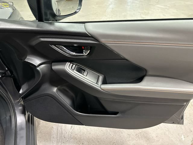 Used 2024 Subaru Crosstrek 2.5i Limited AWD/4WD image 18