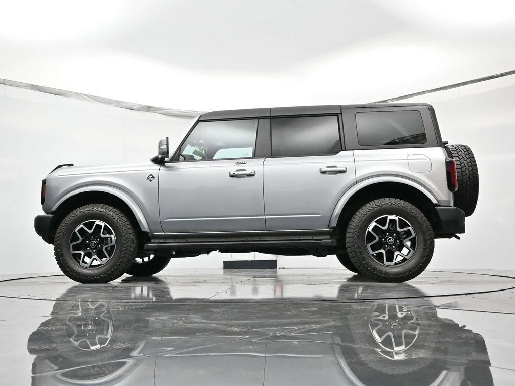 Used 2023 Ford Bronco Outer Banks image 42