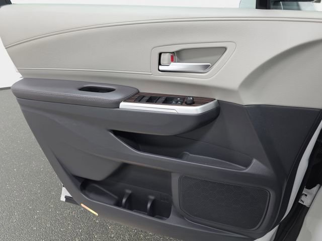 Certified 2023 Toyota Sienna XLE AWD/4WD image 22