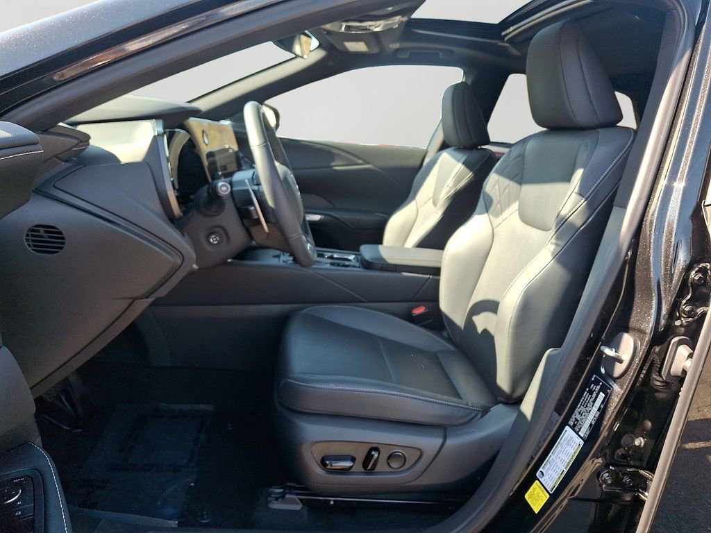 Used 2024 Lexus RX 350 Premium w/ Accessory Package AWD/4WD image 14