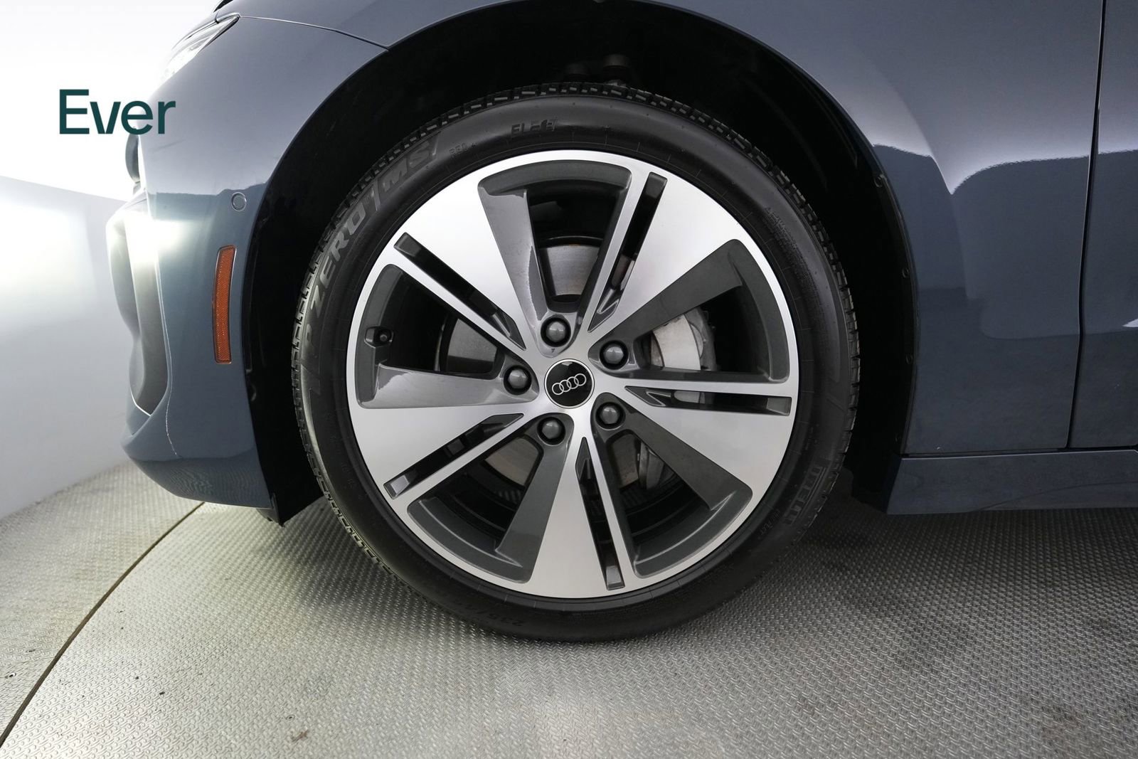 Used 2025 Audi A6 e-tron Premium Plus w/ Premium Plus RWD image 20