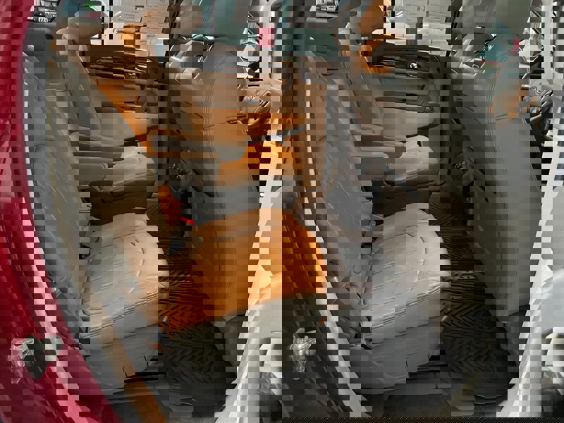 Used 2013 Buick Enclave Leather image 22