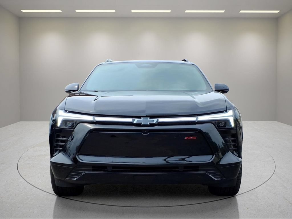 Used 2026 Chevrolet Blazer EV RS AWD/4WD image 2