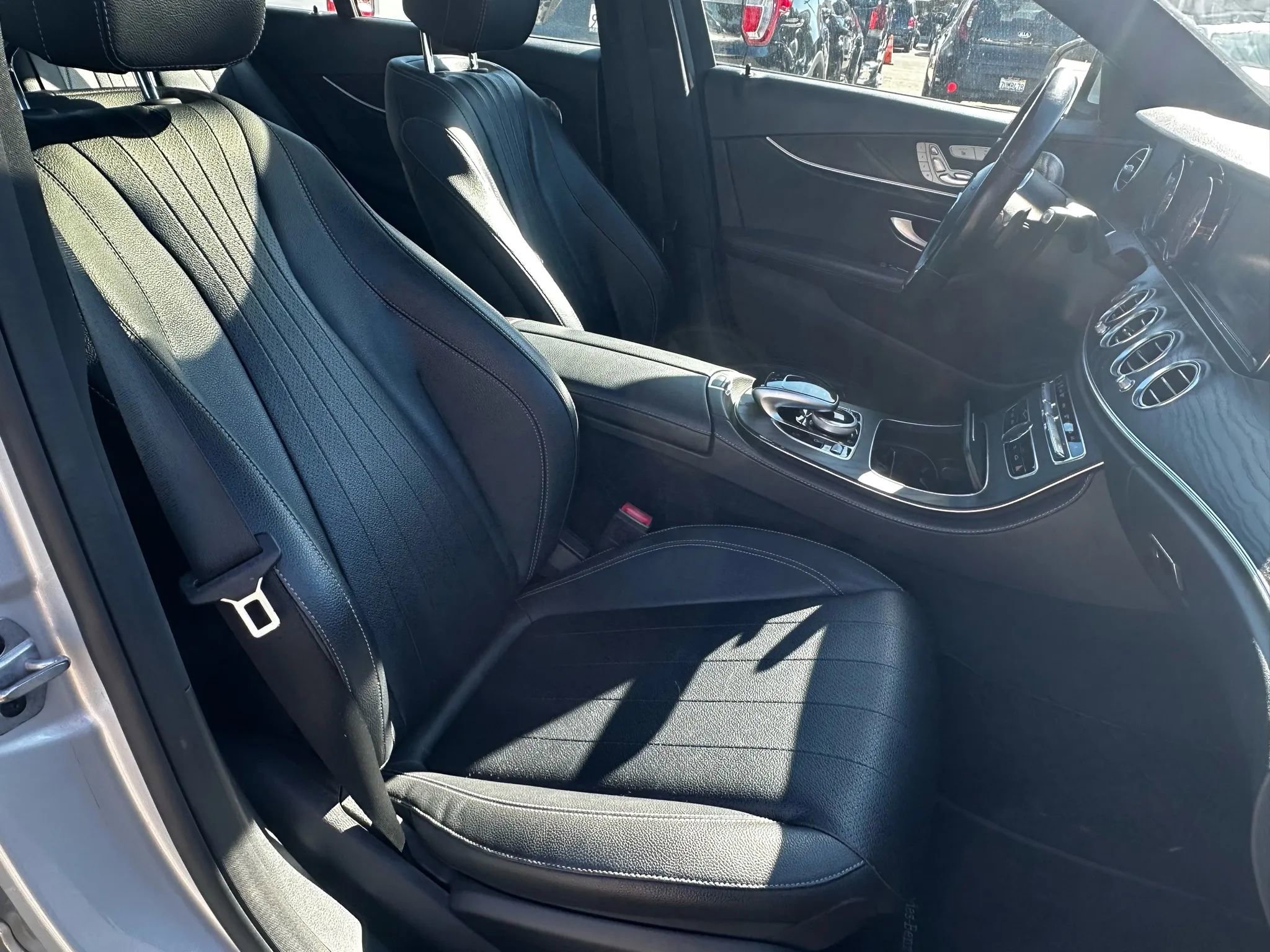 Used 2019 Mercedes-Benz E 300 image 24