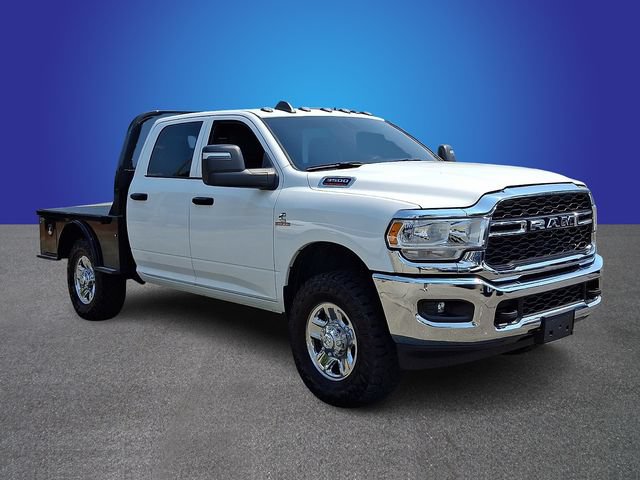 Used 2024 RAM 3500 Tradesman w/ Chrome Appearance Group AWD/4WD image 3