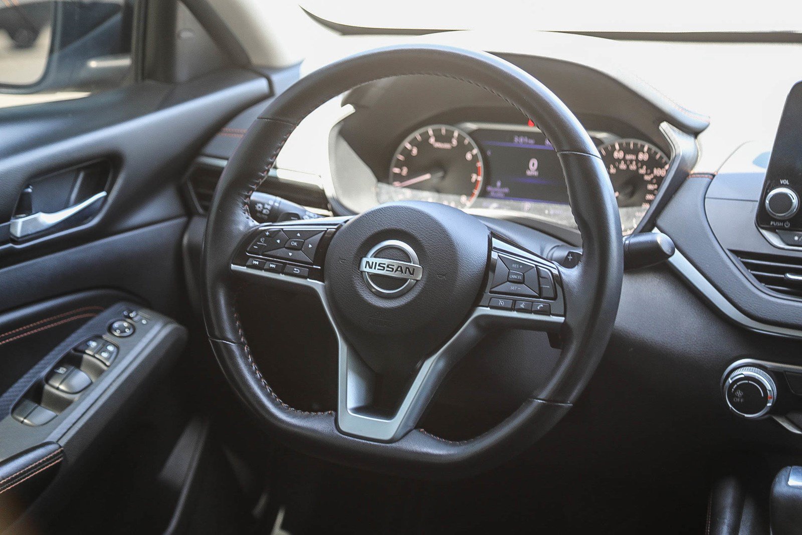 Used 2021 Nissan Altima 2.5 SR FWD image 15